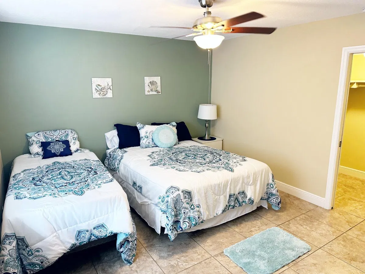 Village of North Palm Beach Unit 104 photo 10