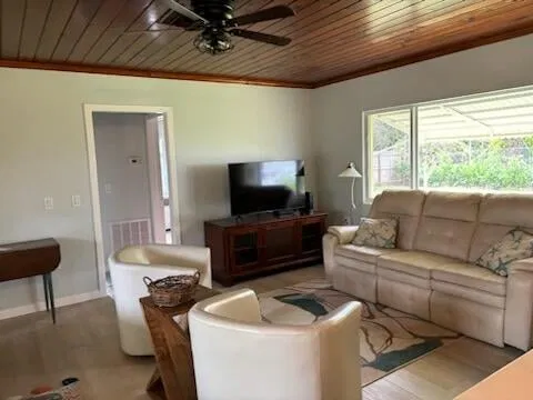 Residence photo 10