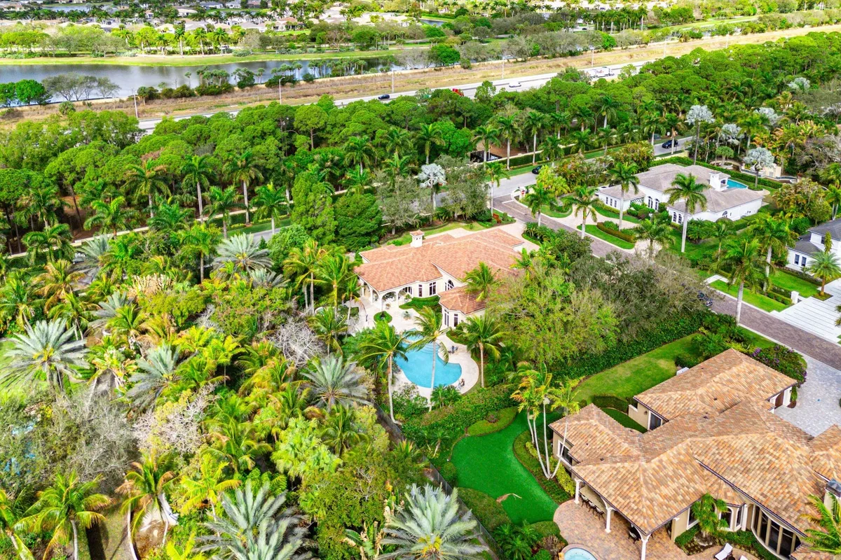Old Palm Golf Club Residence photo 10