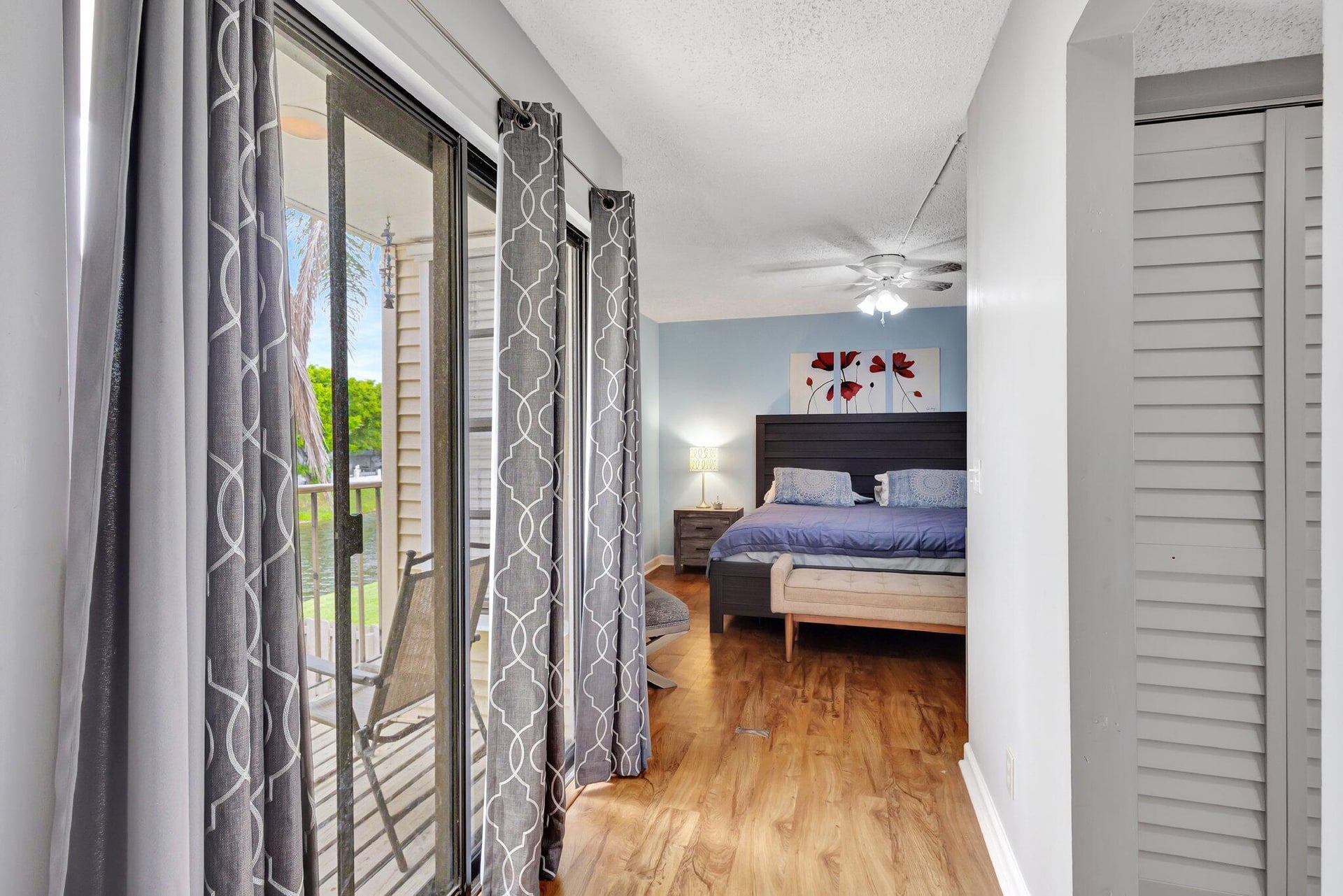 Residence photo 16