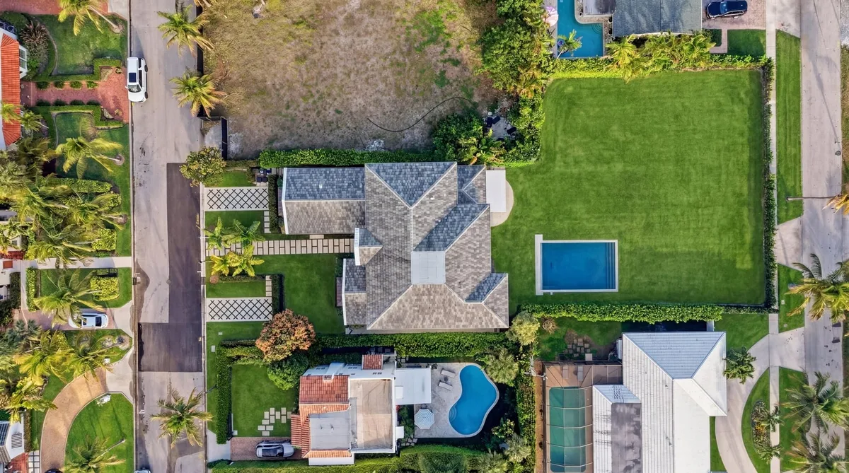 SoSo West Palm Beach Residence