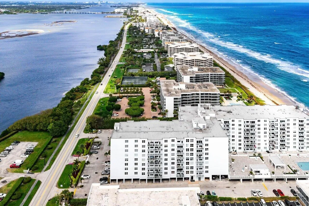 The Patrician of Palm Beach Unit 5010 photo 49