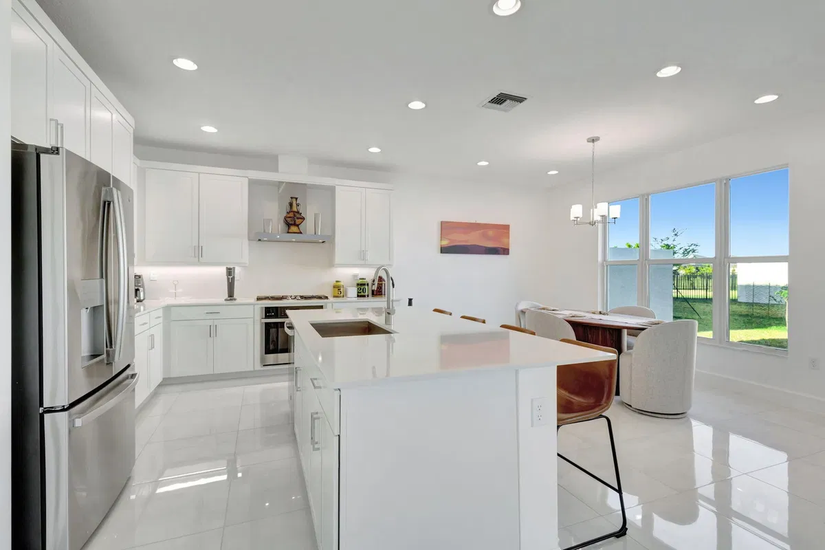 Residence photo 4