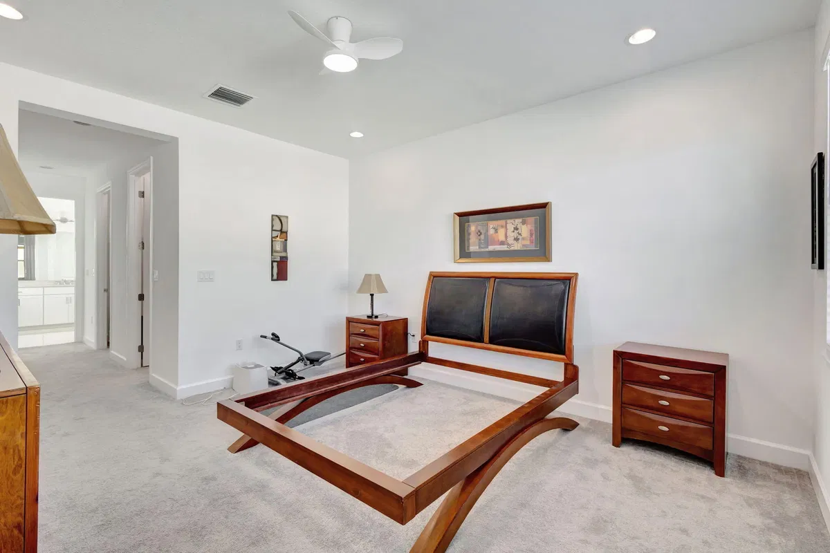 Residence photo 28