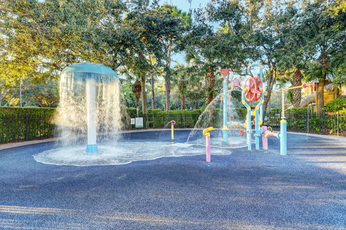 Evergrene Palm Beach Gardens Residence photo 37