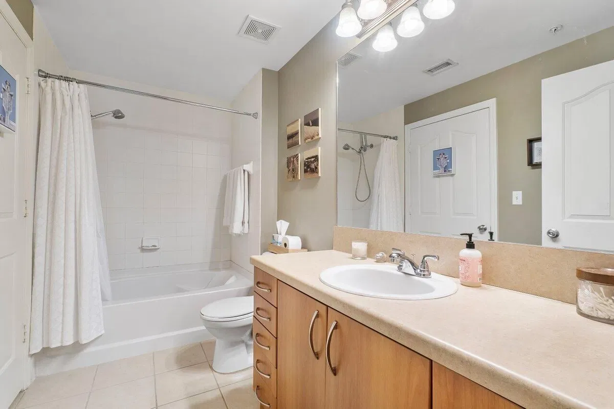 Pineapple Grove Village Condominiums Unit 2410 photo 16