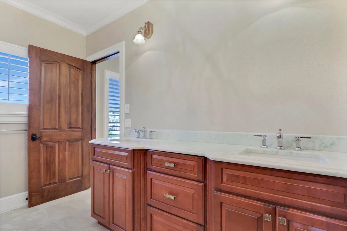 Residence photo 31