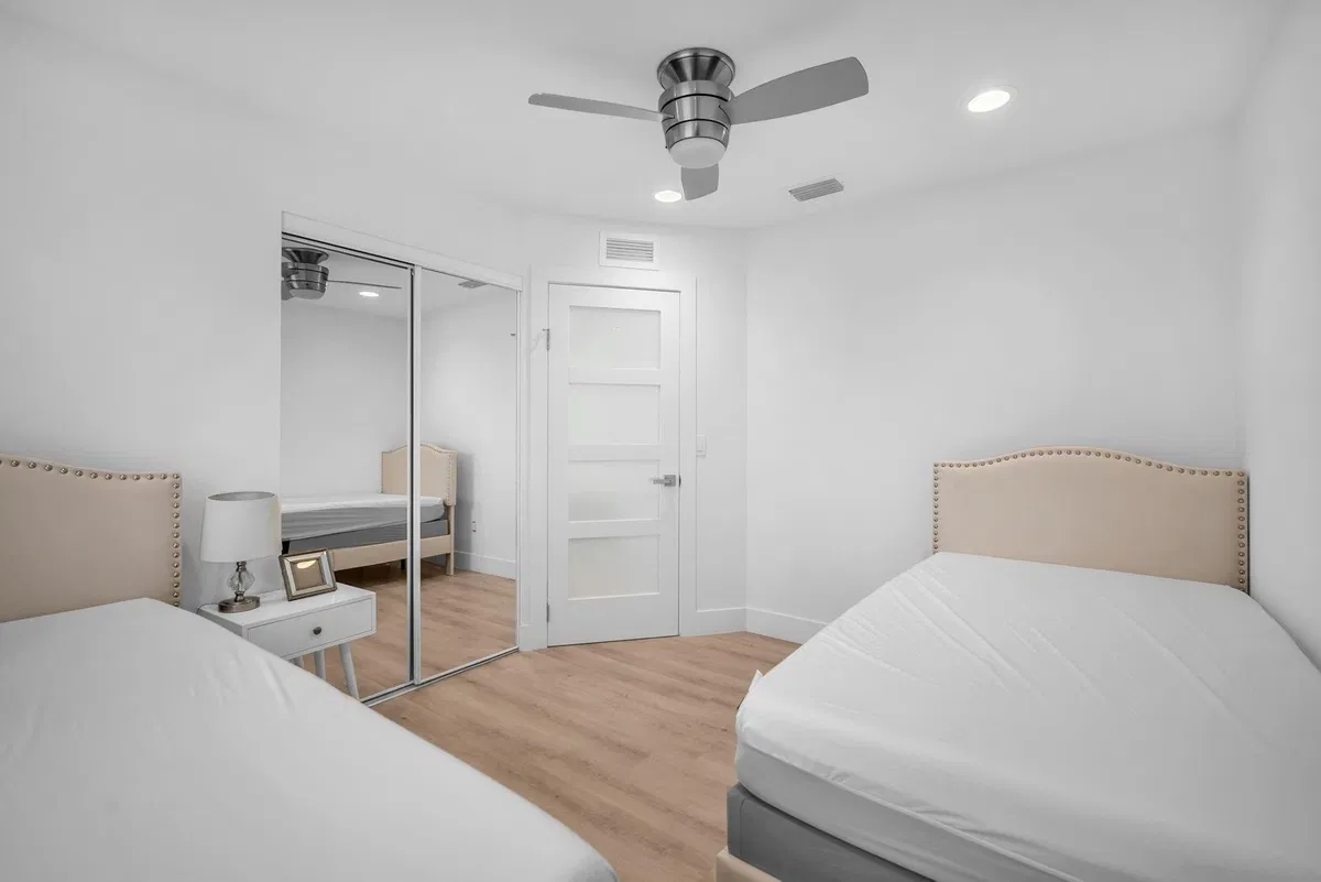 West Palm Beach Residence photo 13
