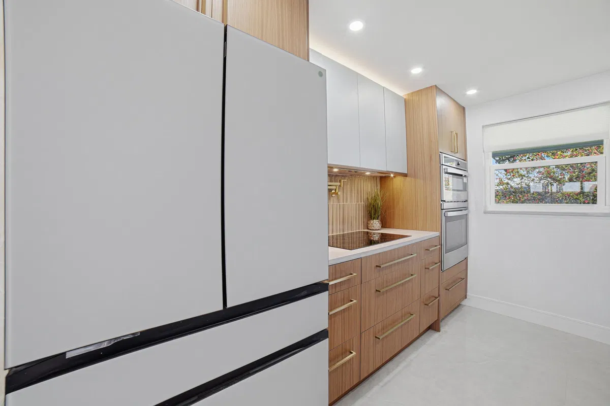 Unit 142 photo 28