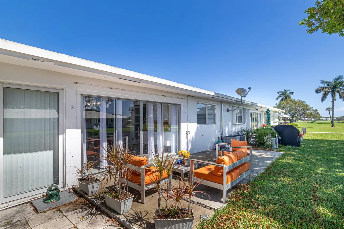 Unit 142 photo 64