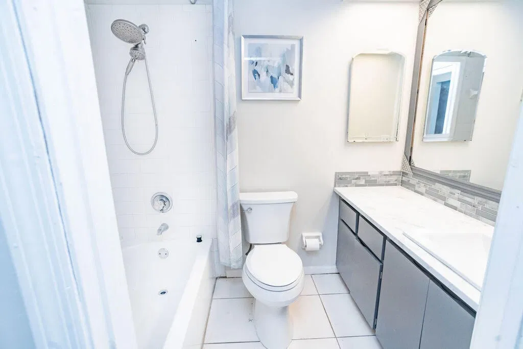 Unit 124 photo 22