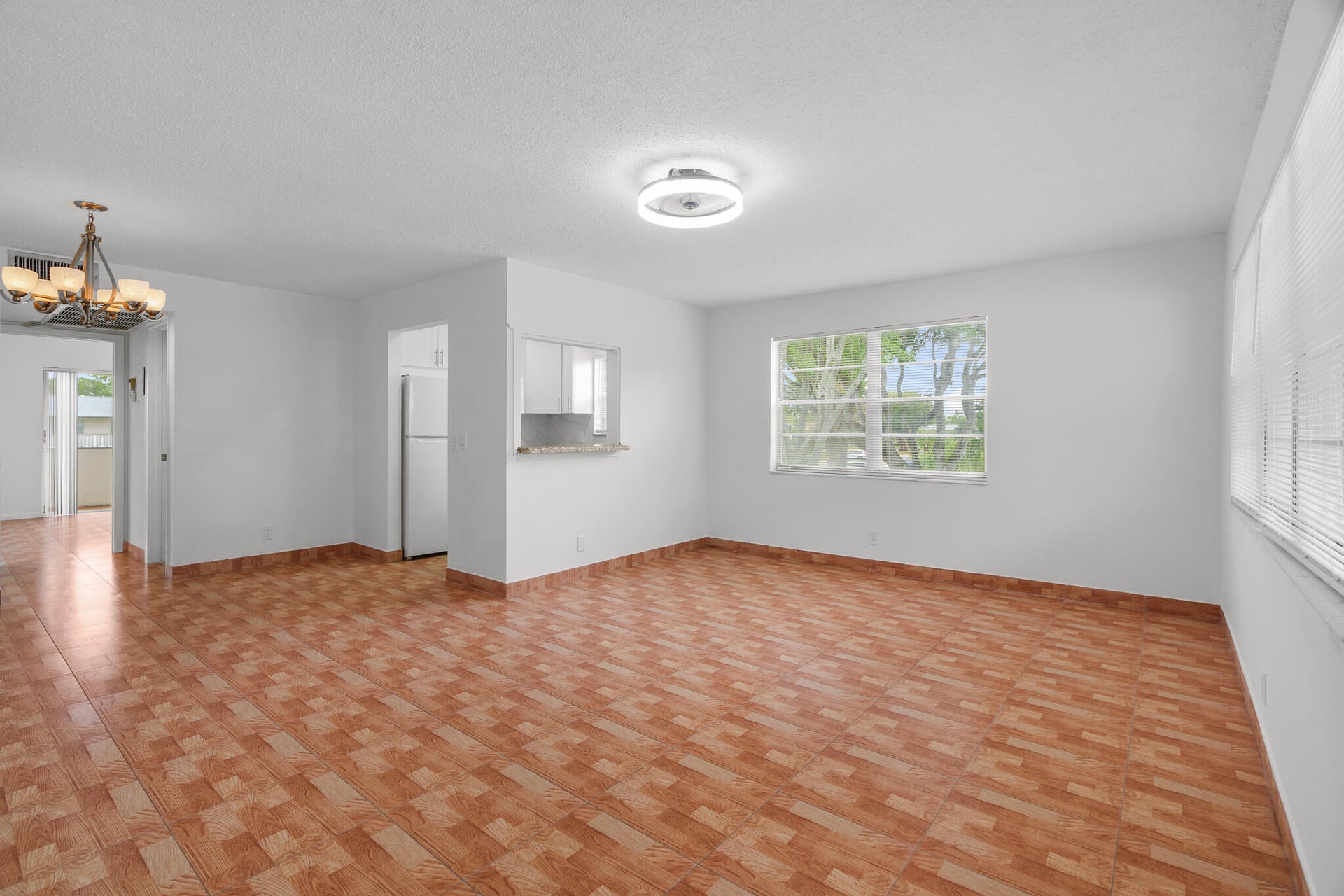Residence photo 10