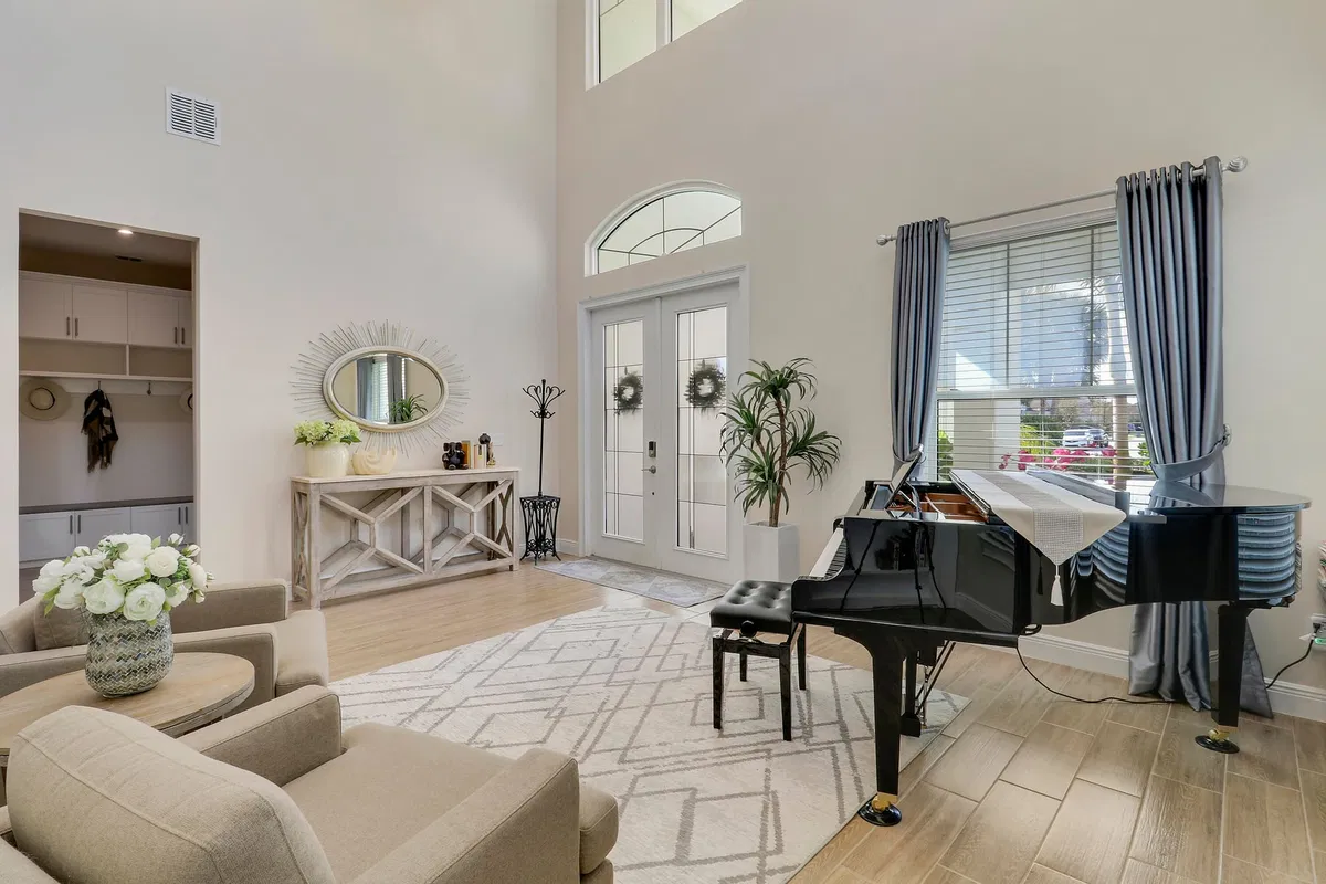  Residence photo 10