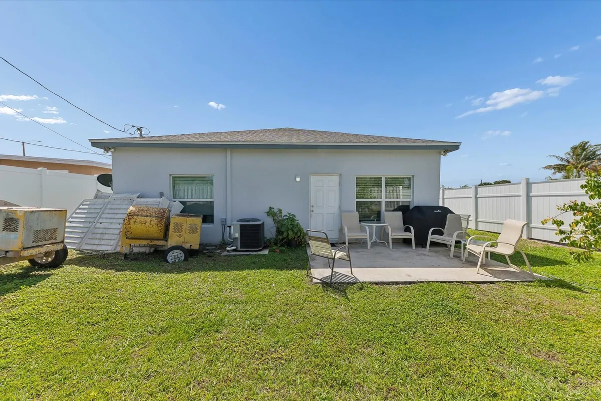  Residence photo 31