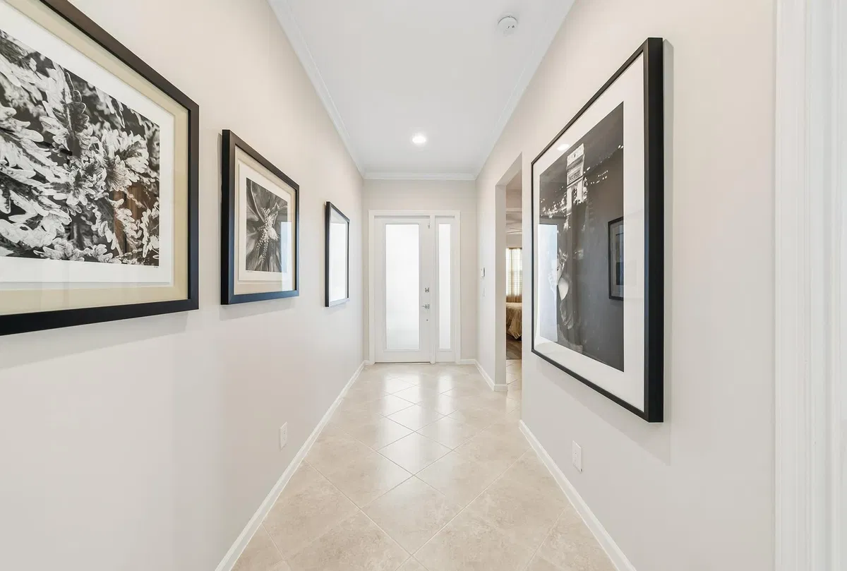 Residence photo 4