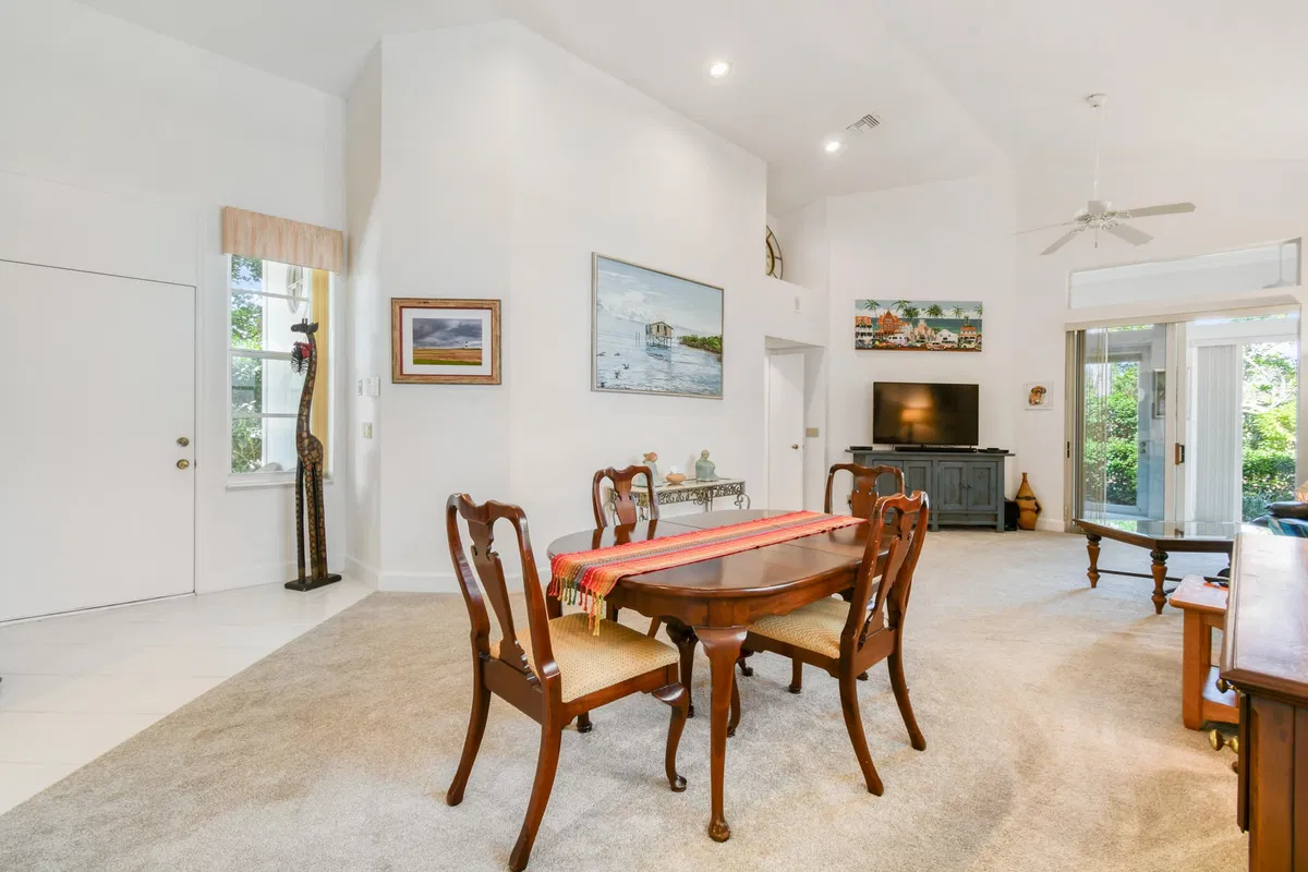 Harbour Ridge Residence photo 13