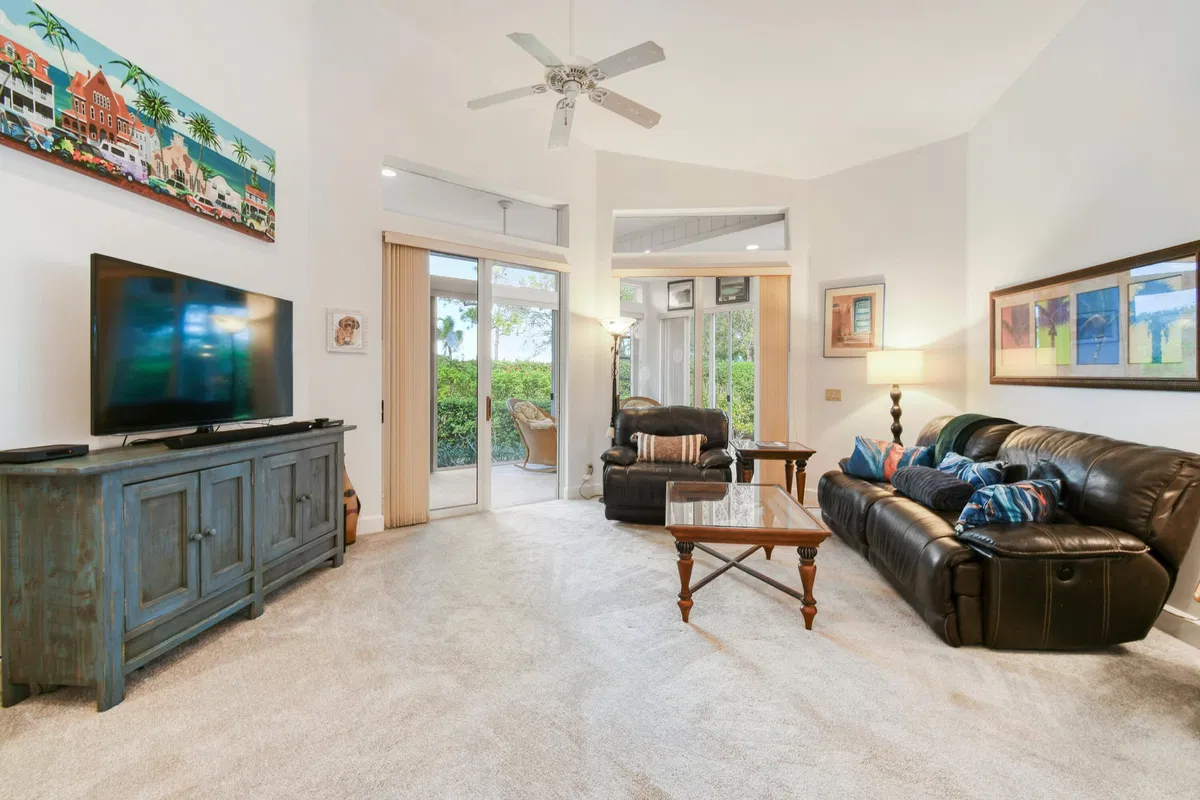 Harbour Ridge Residence photo 16