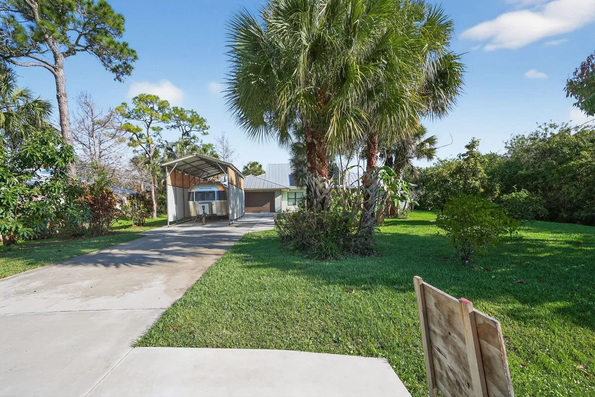 Residence photo 7
