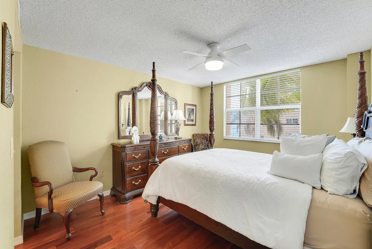 Flagler Pointe Unit 435 photo 10