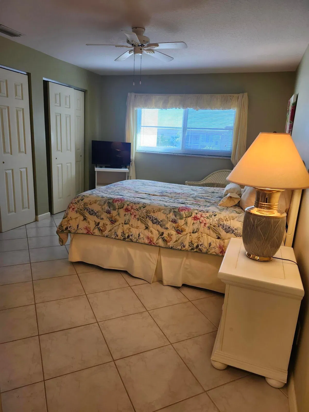 Unit 408 photo 13