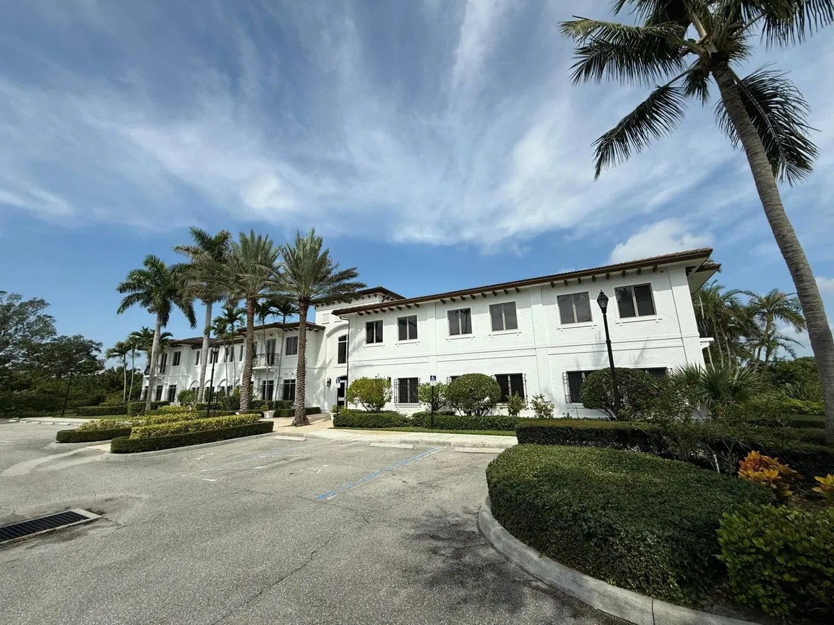 Residence photo 4