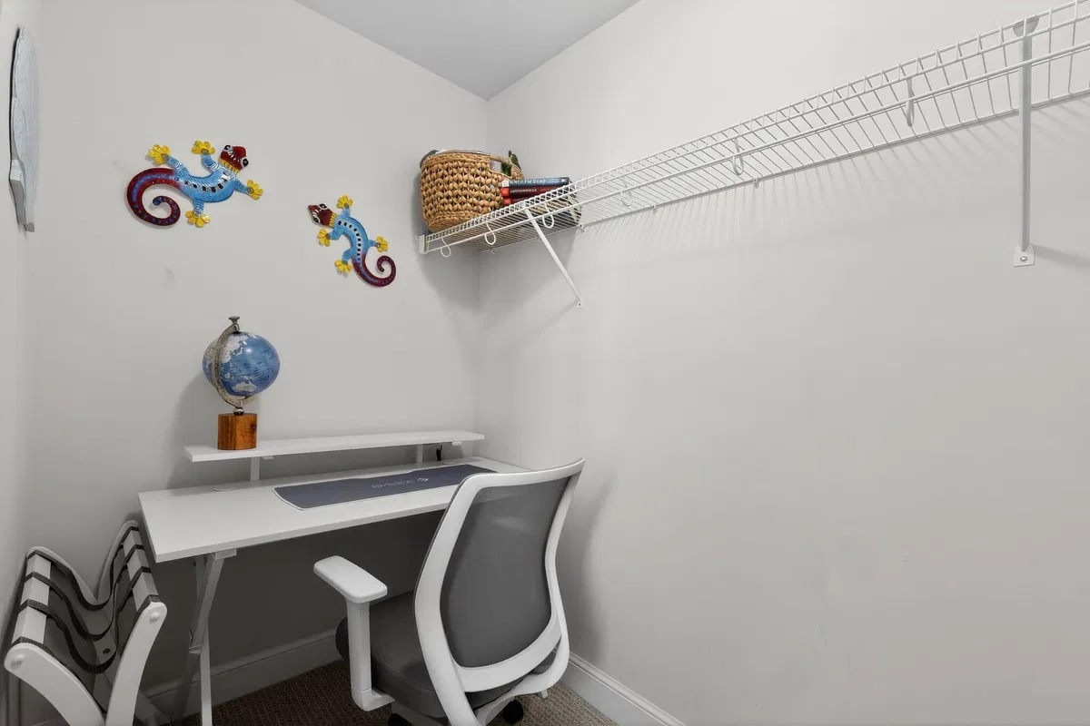 Residence photo 19