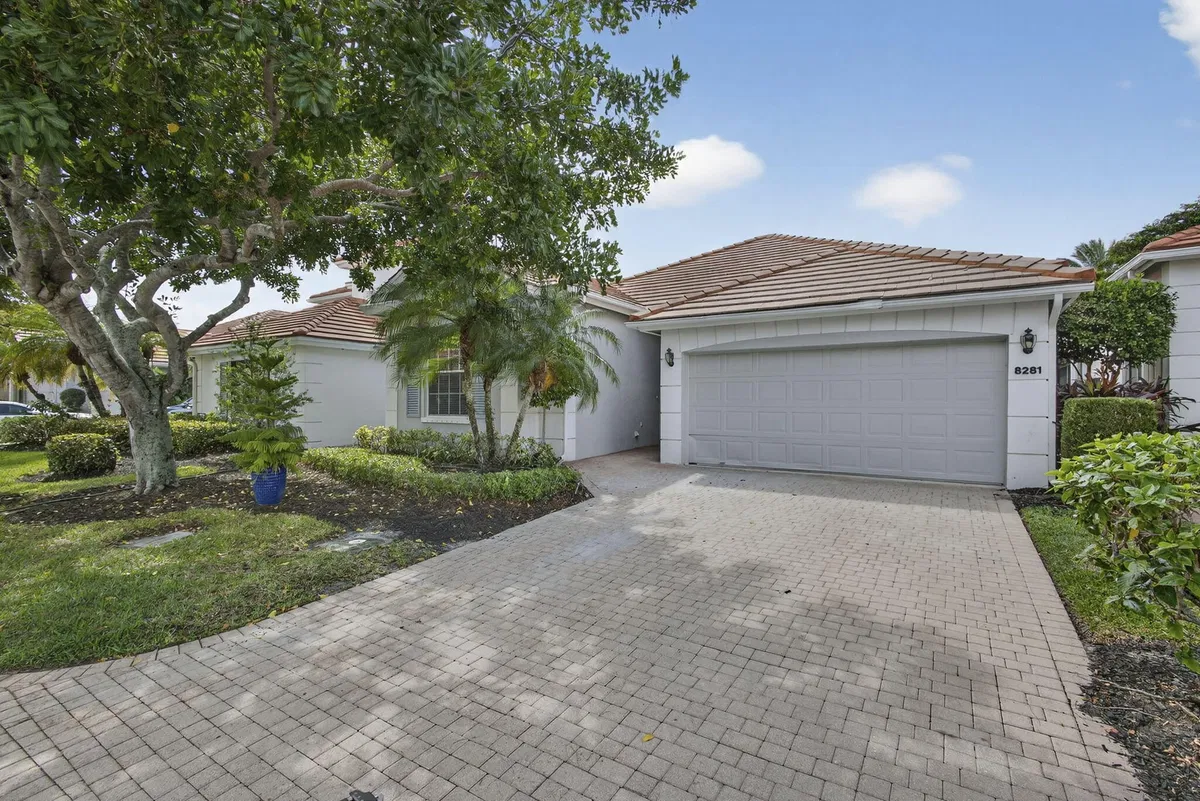 Ibis Golf & Country Club Residence