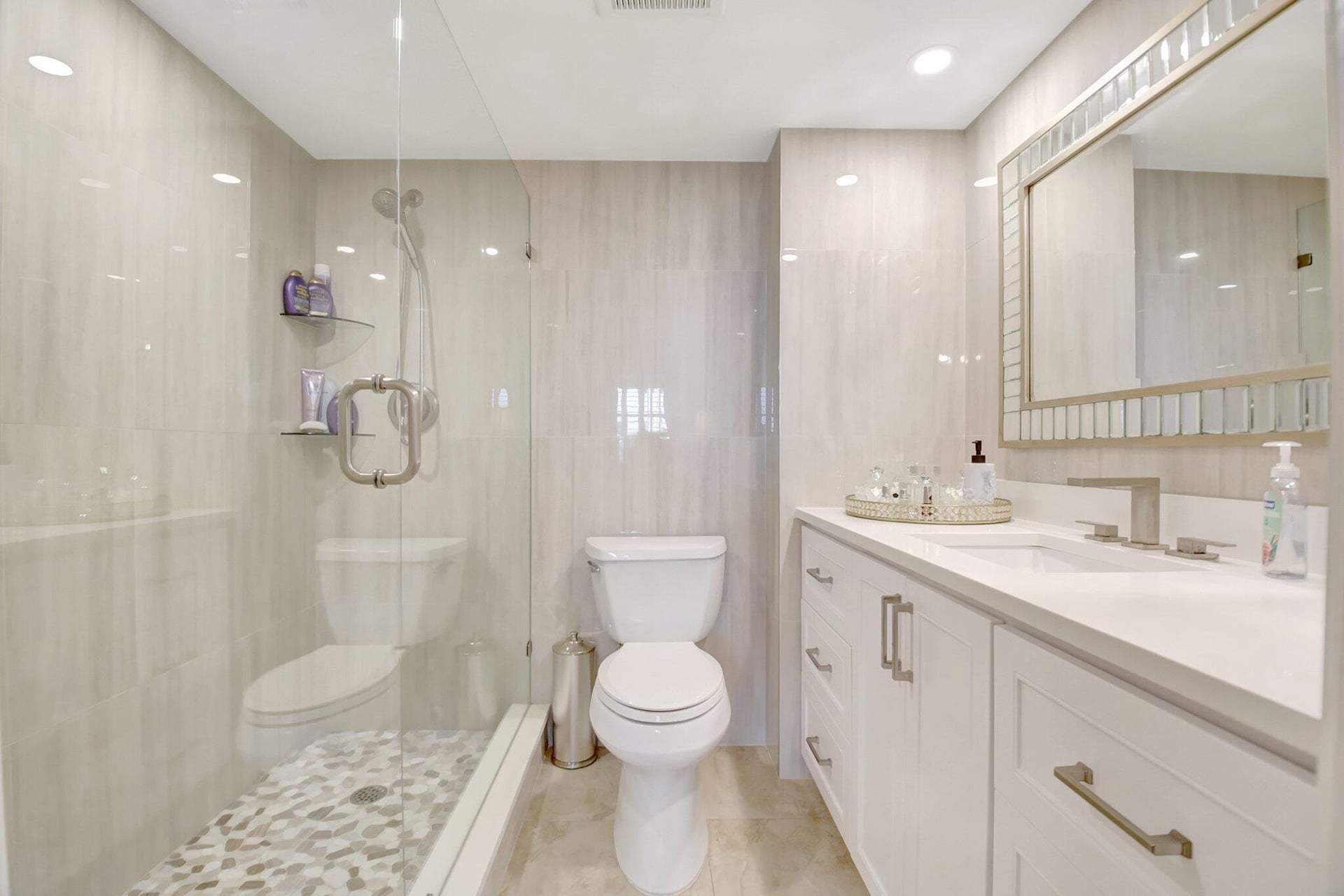  Unit 214 photo 16