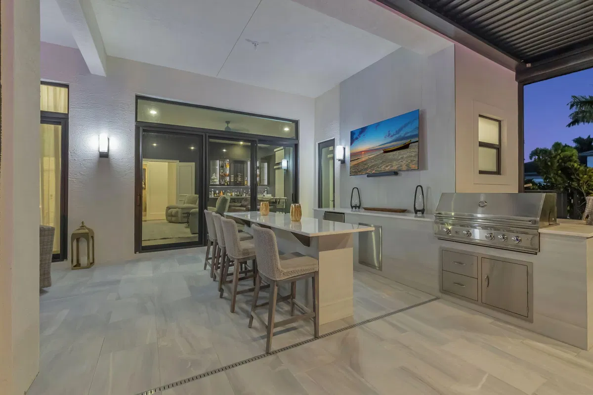 Boca Bridges Residence photo 37