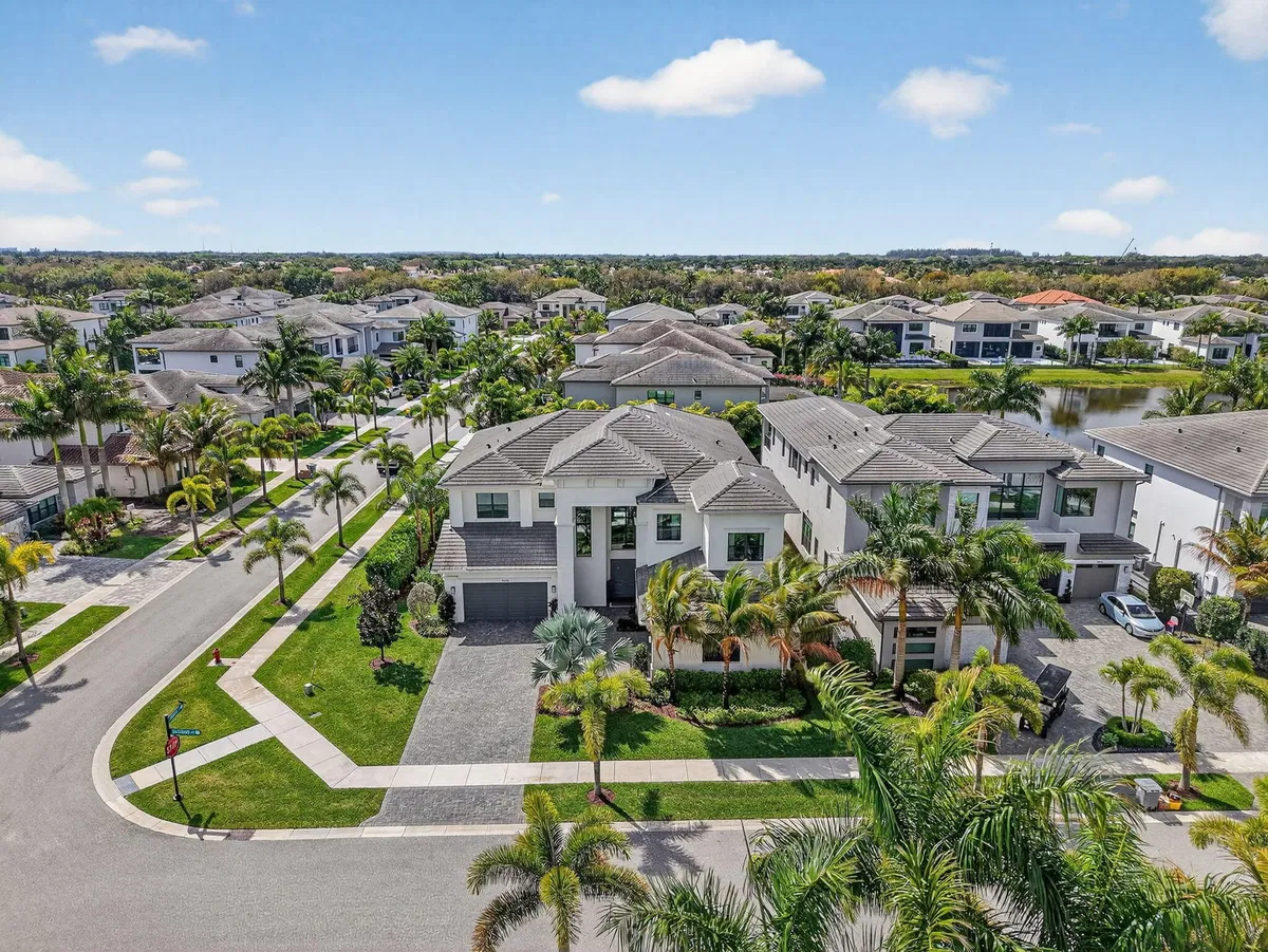 Boca Bridges Residence photo 73