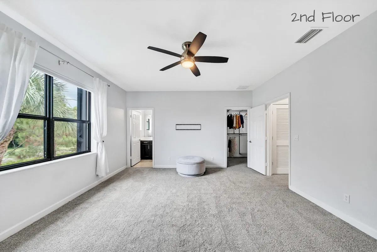  Residence photo 22