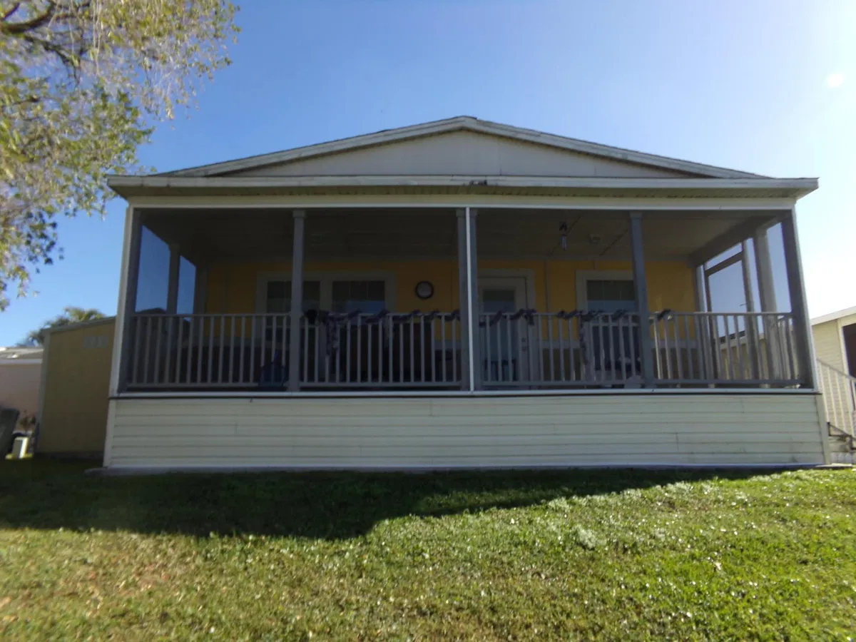 Residence photo 28