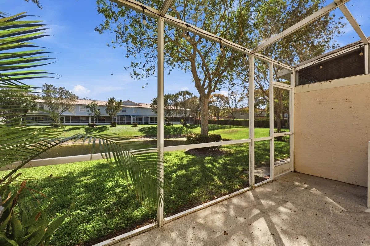 Residence photo 28