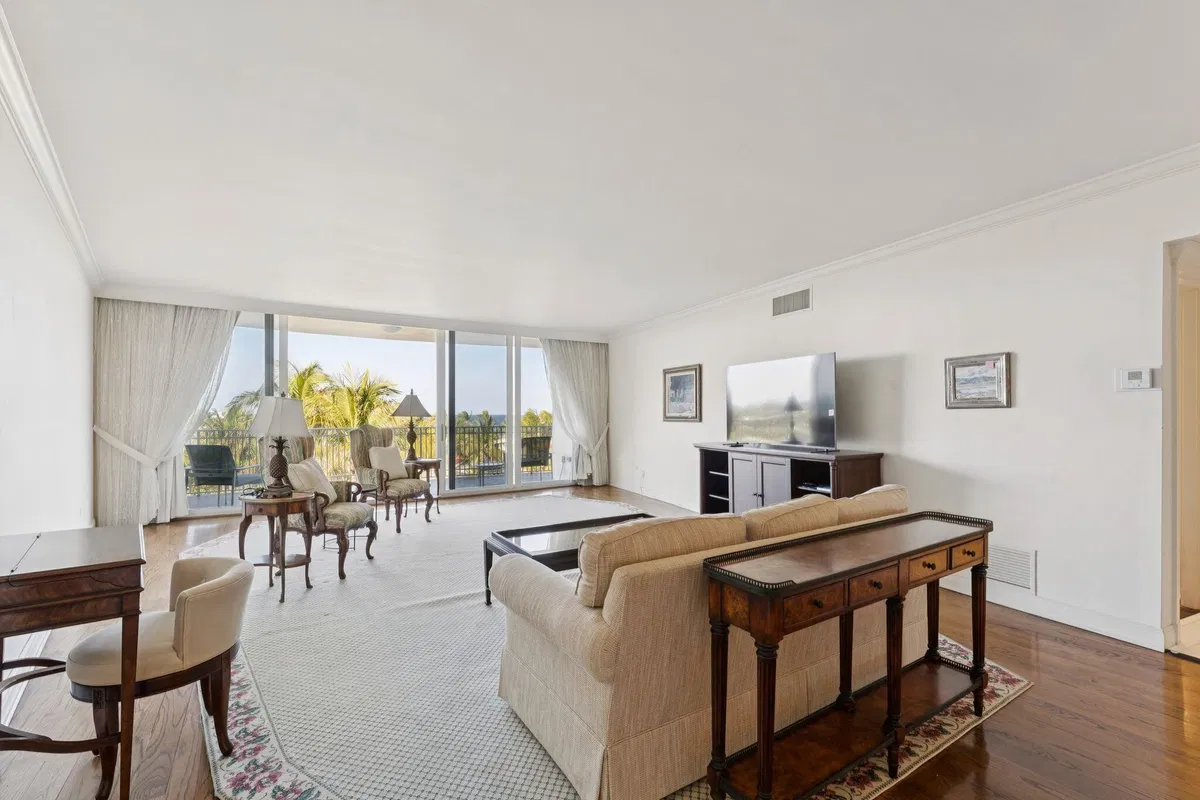 One Royal Palm Way Palm Beach Unit G5 photo 16