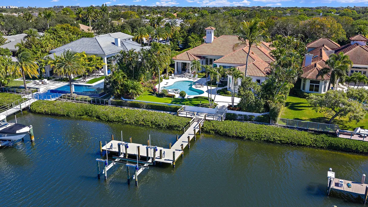 Admirals Cove Residence