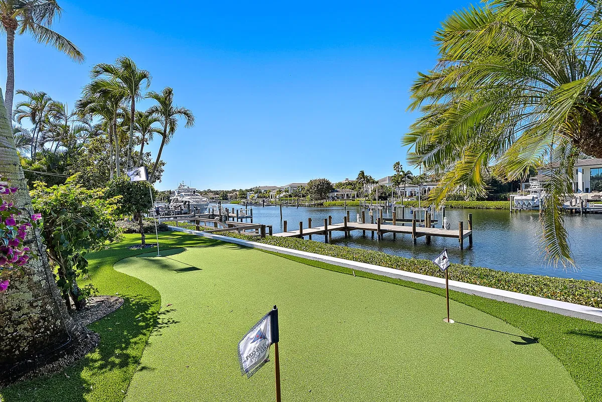 Admirals Cove Residence photo 10