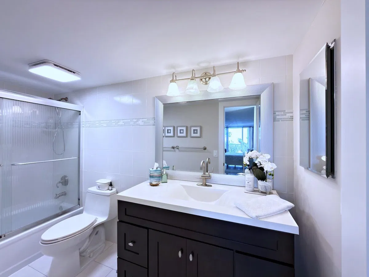 Barclay Condo Unit 316 photo 22