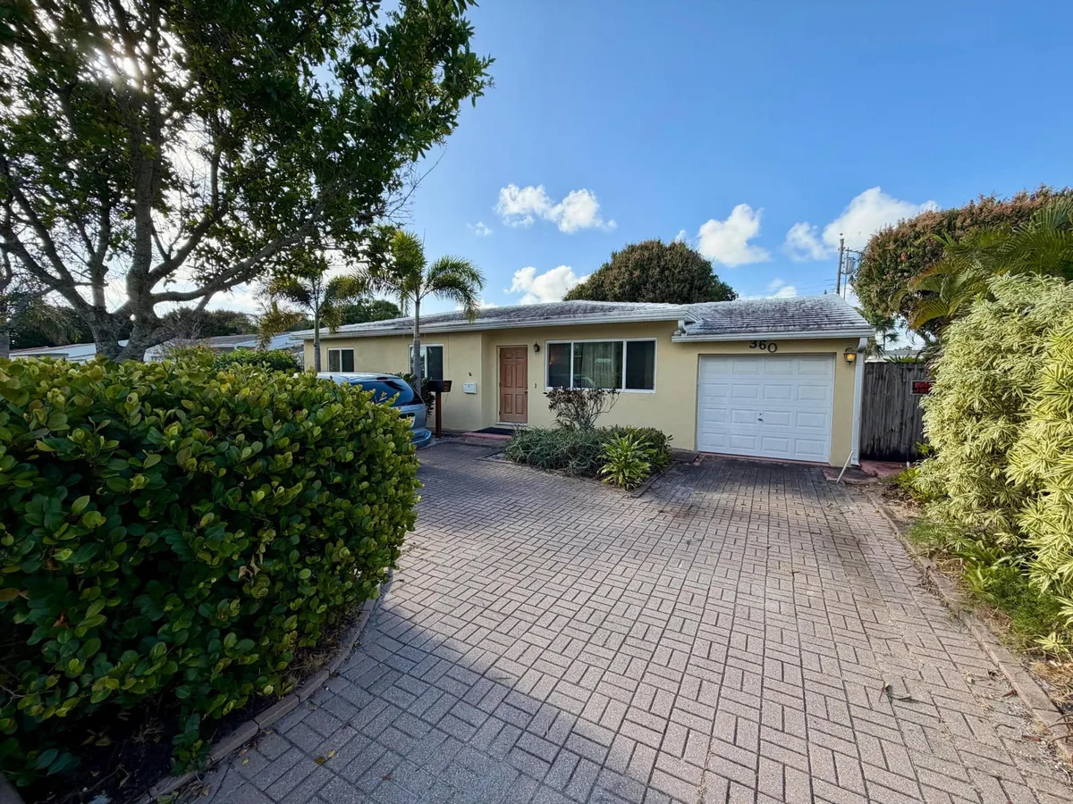 SoSo West Palm Beach Residence