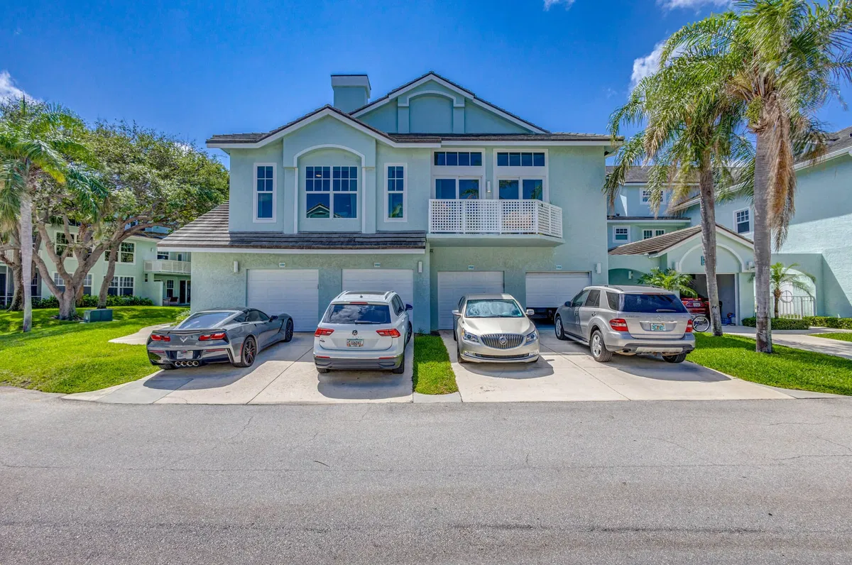 Residence photo 4
