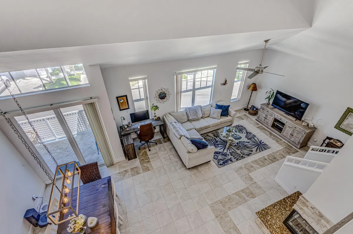 Residence photo 43