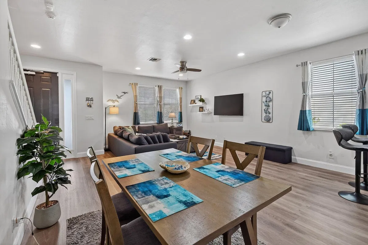 Mallory Creek Abacoa Residence photo 10