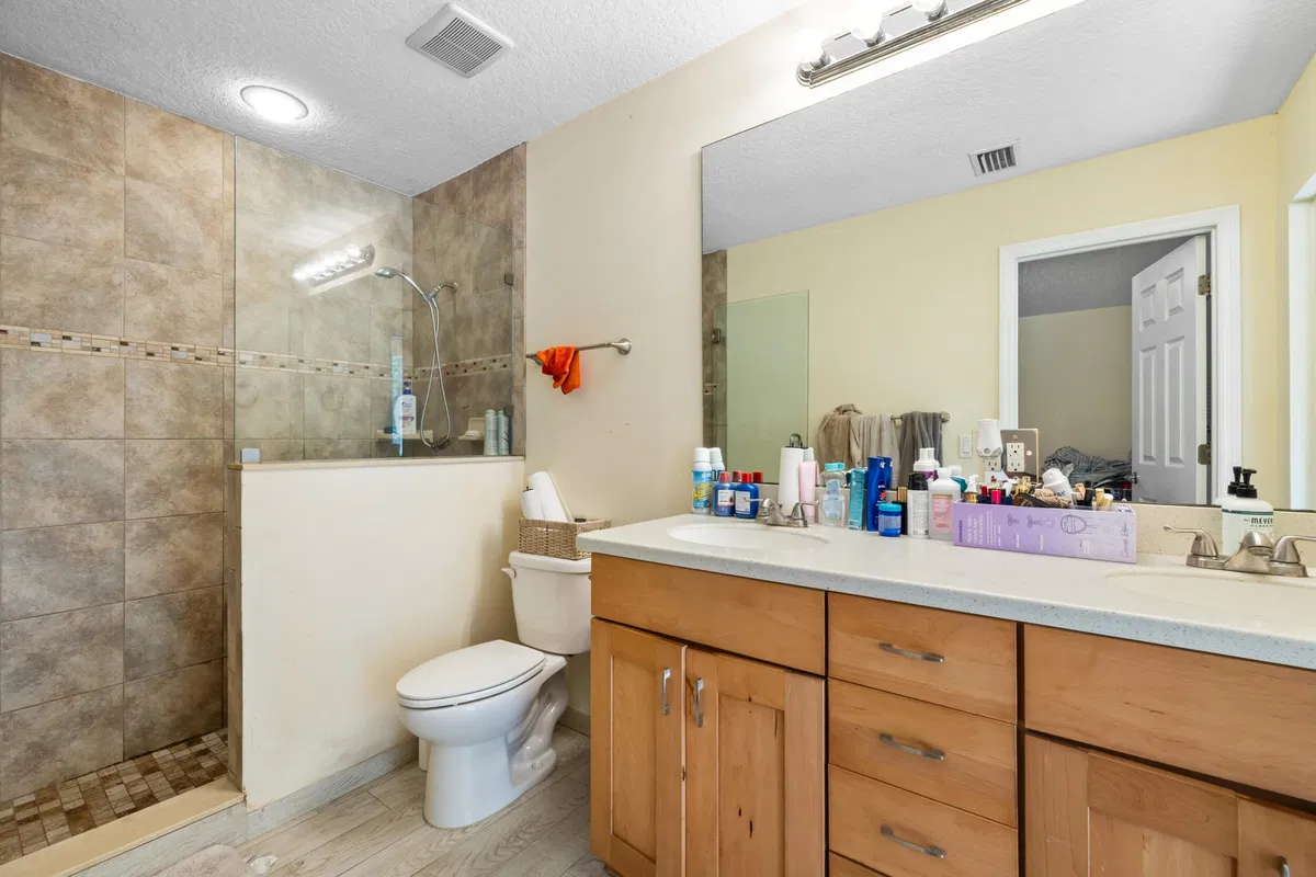 Residence photo 28