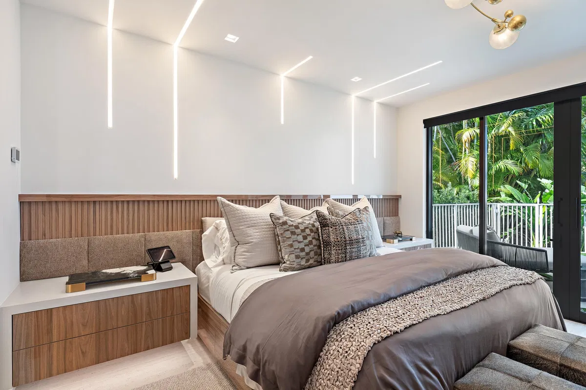 Admirals Cove Residence photo 16