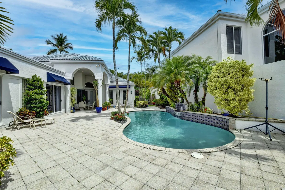 Residence photo 4