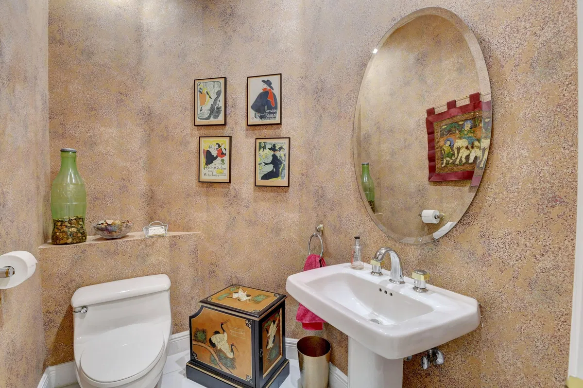 Residence photo 31