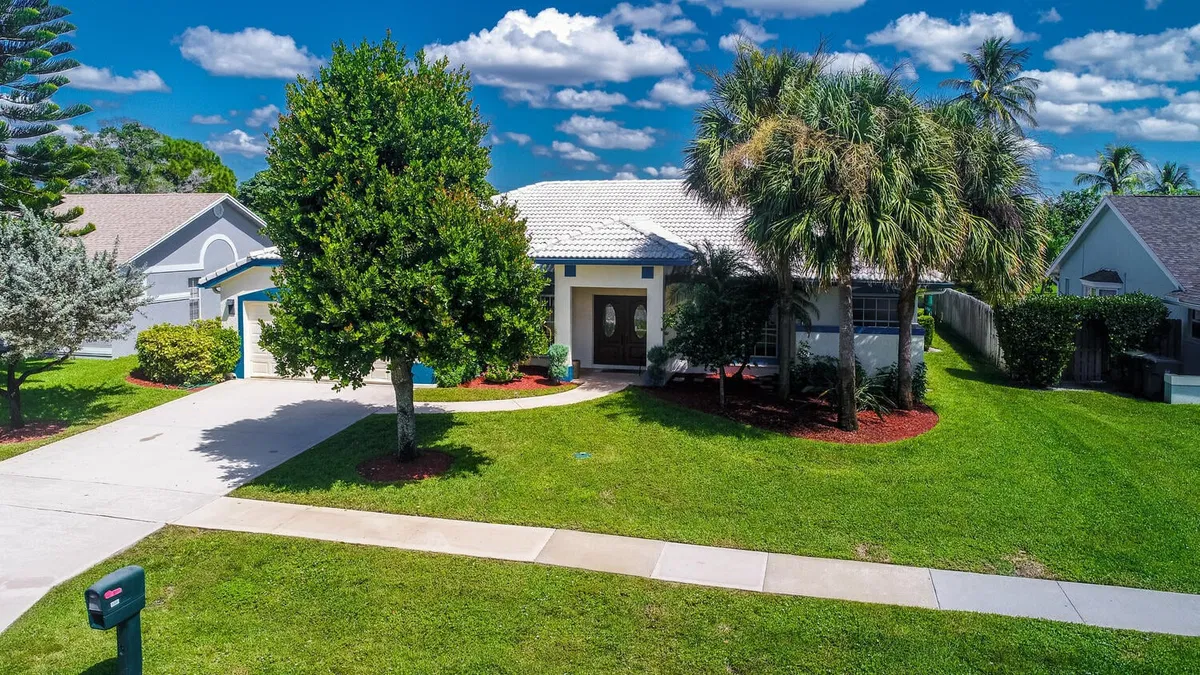  Residence photo 37