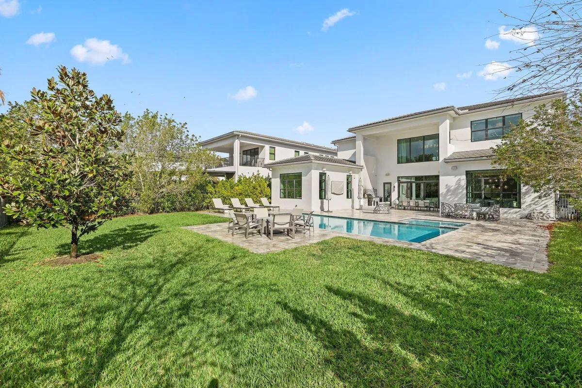 Boca Bridges Residence photo 7