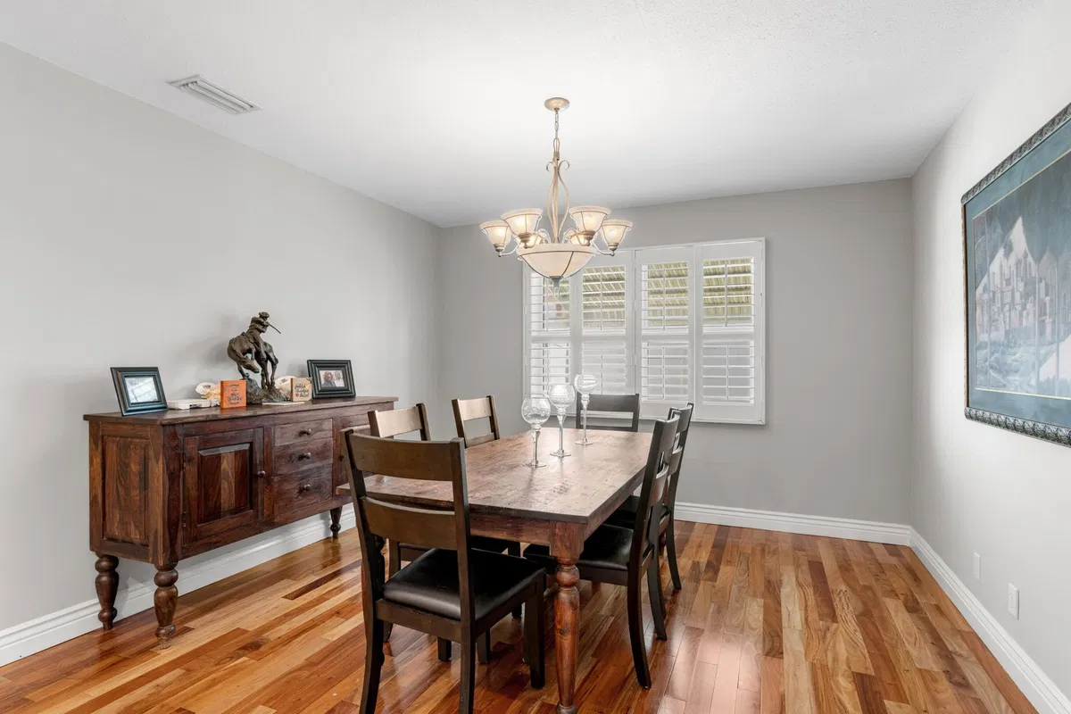 Residence photo 10