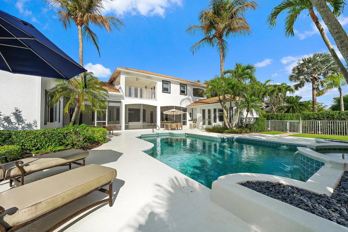 Admirals Cove Residence