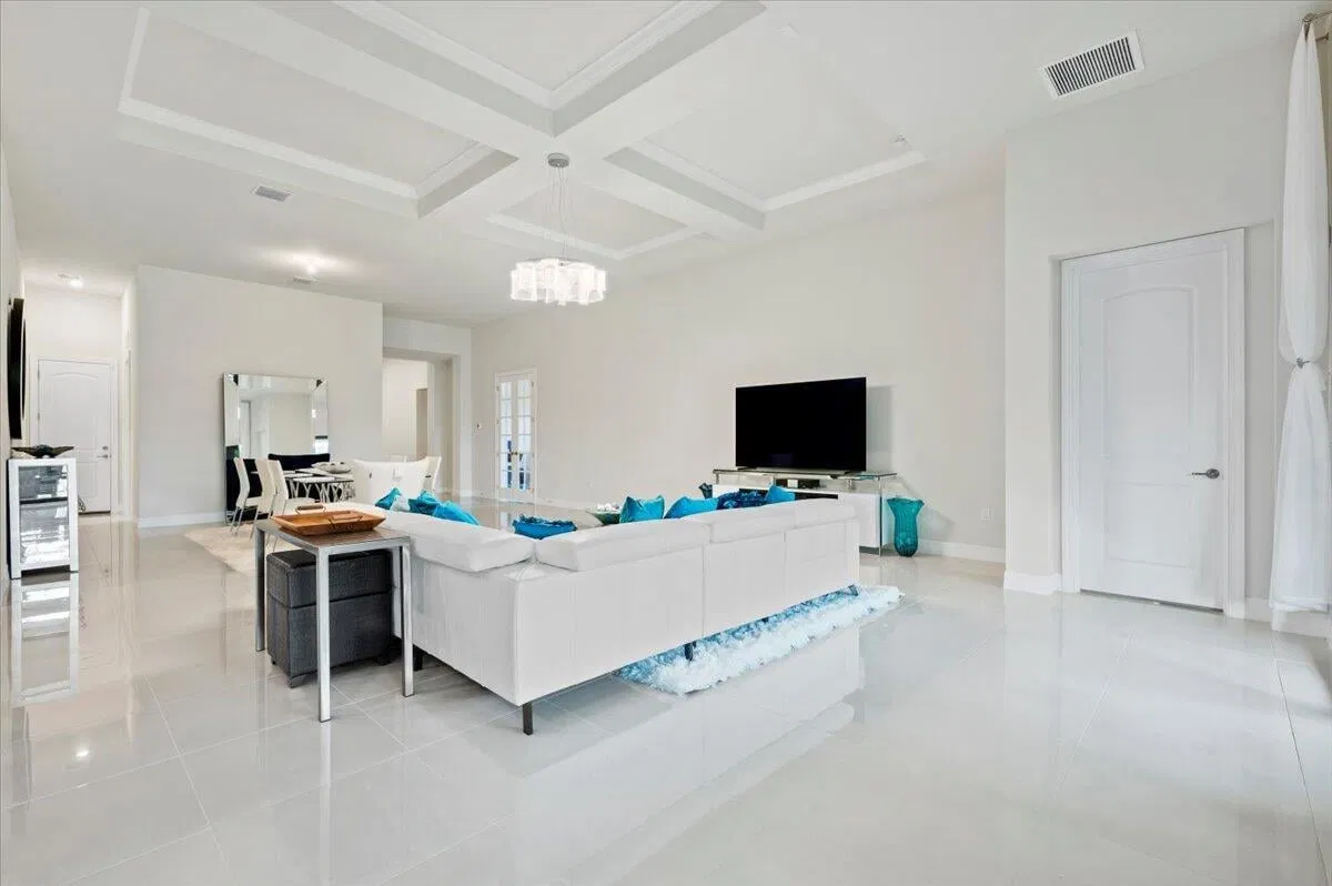  Residence photo 7